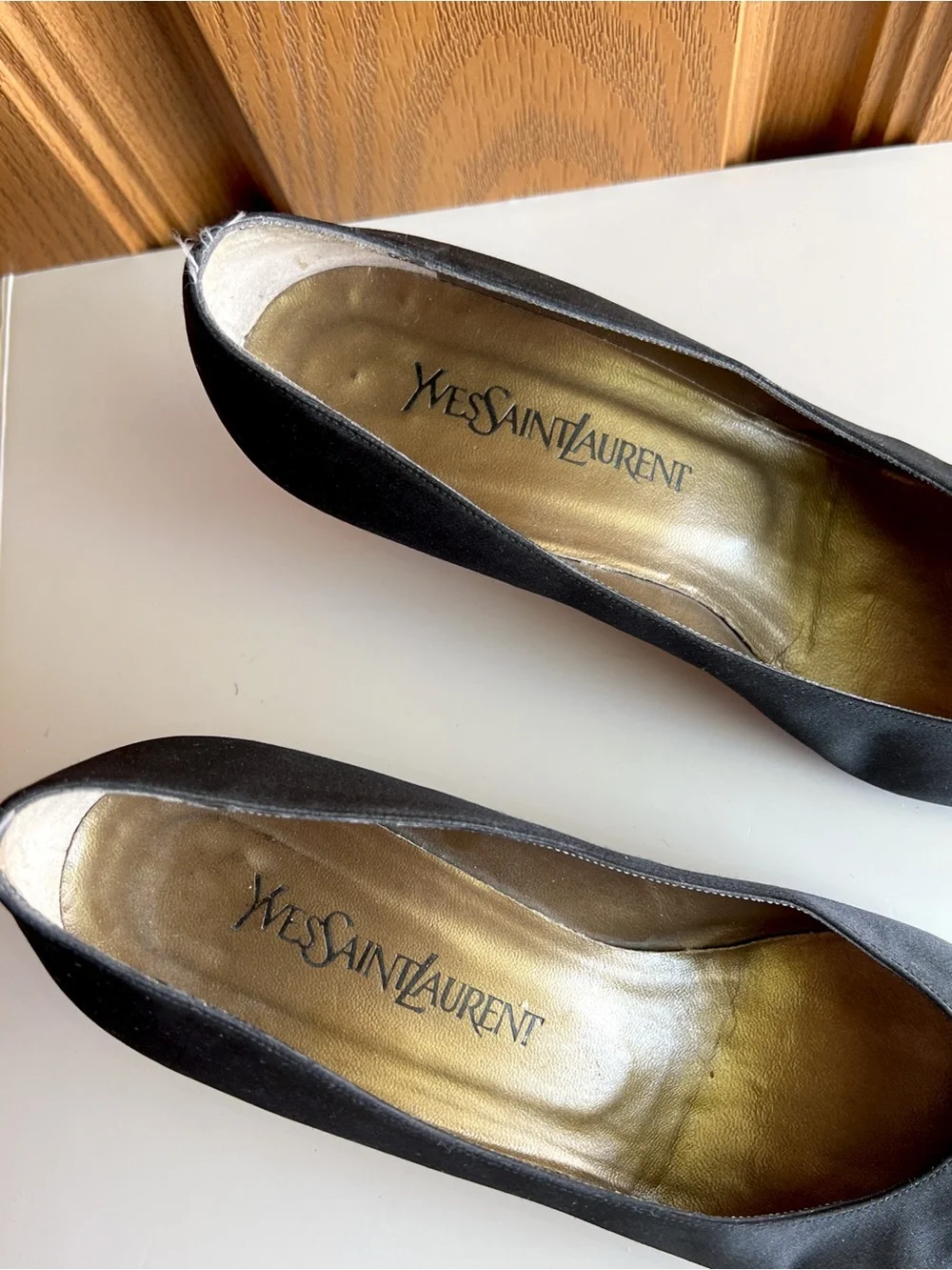 Vintage Yves Saint Laurent Casia Satin Kitten Heel Pumps Black Leather EU 9.5N
